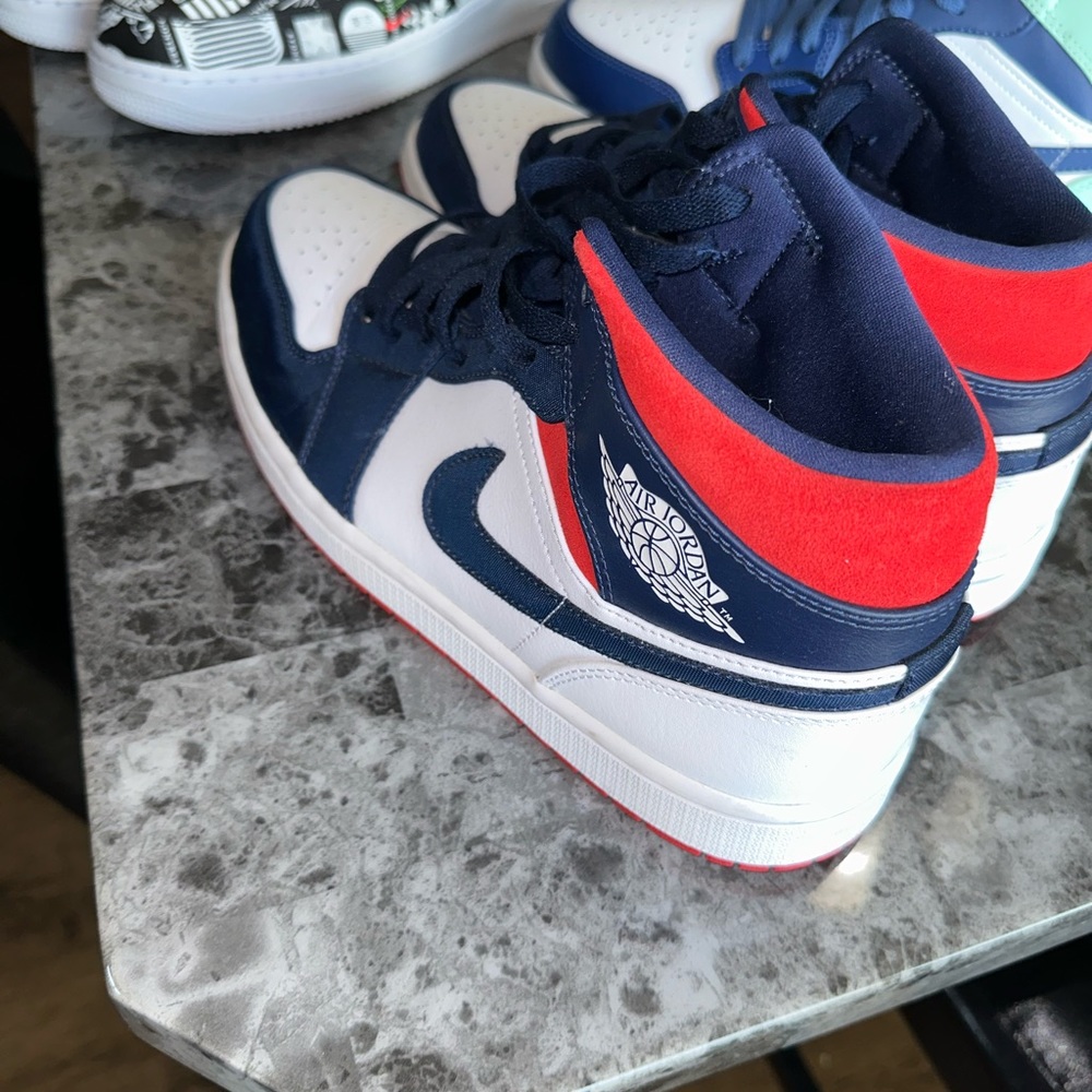 Air Jordan 1